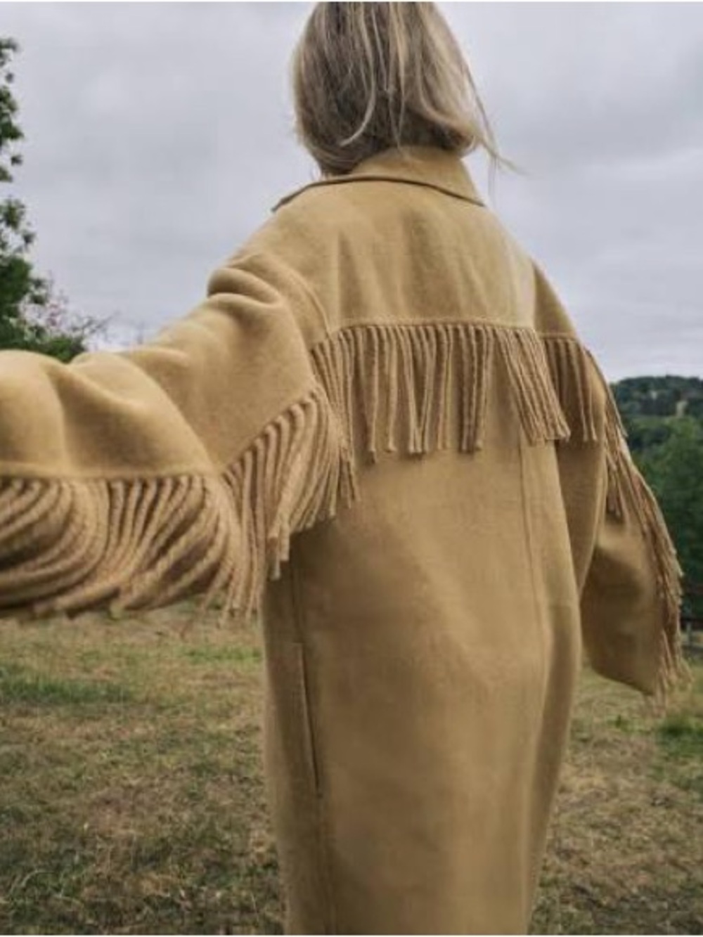 ISO Olivia TPS x NA-KD Fringe Coat